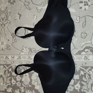 Torrid Black Women's Bra Tshirt 50B